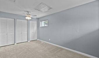 404 Applestone Dr, Ballwin, MO 63021