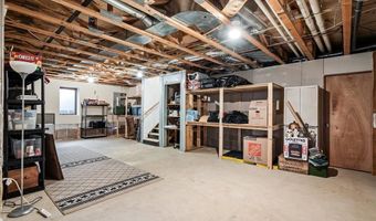909 Fremont St, Anoka, MN 55303