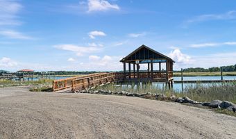7 Holbrook Dr, Beaufort, SC 29902