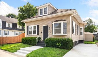 124 Vine St, East Providence, RI 02914
