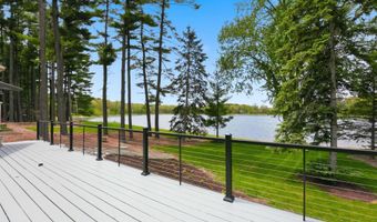 215 Lane 100 Pine Canyon Lk, Angola, IN 46703