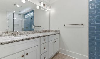 354 Main St, Bay St. Louis, MS 39520