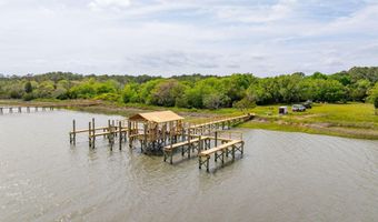 8053 Mariners Lndg, Awendaw, SC 29429