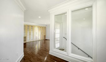 9324 Forest Rd, Abbeville, LA 70510