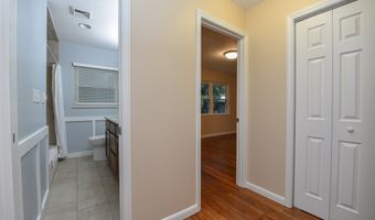 11 Shadow Ln, Apalachicola, FL 32320