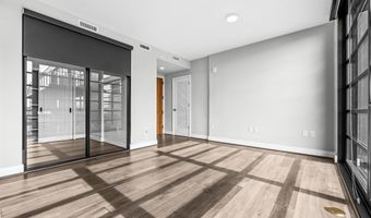1300 4TH St SE 901, Washington, DC 20003