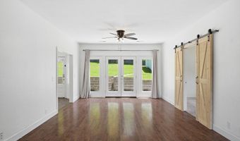 202 Walnut St, Anderson, MO 64831