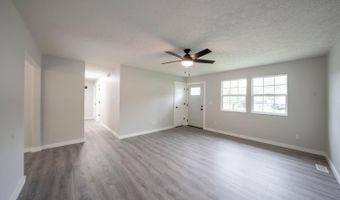 304 Sunset Dr, Aurora, IN 47001