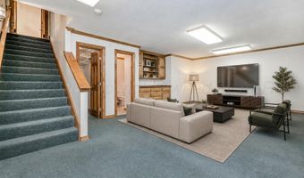 205 S TIMBERCREEK Dr, Amarillo, TX 79118