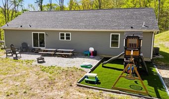 1113 Hale Branch Rd, Barboursville, WV 25504