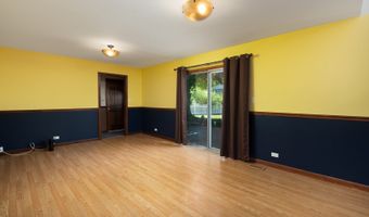 1502 S Harvard Ave, Arlington Heights, IL 60005