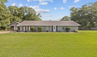 1212 Eaton Dr, Abbeville, LA 70510