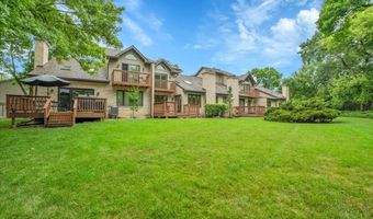 2143 N Juniper Ln, Arlington Heights, IL 60004