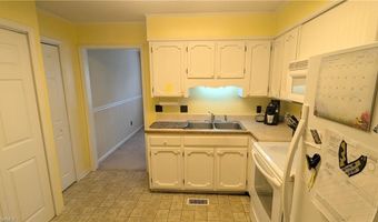 272 Meadow Rd, Asheboro, NC 27205
