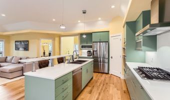 15575 SW BRIGHTON Ct, Beaverton, OR 97007