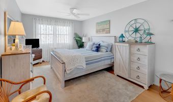 5 Ocean Ave 9B, Belmar, NJ 07719