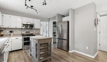 8252 Portside, Avon, IN 46123