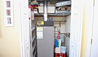 66 Girard Ave 312, Newport, RI 02840