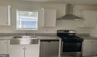 4 REHOBOTH Cir, Clayton, DE 19938