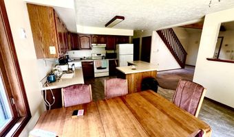 84 Tanglewood Dr, Albrightsville, PA 18210