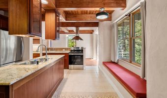 827 Tyler Creek Rd, Ashland, OR 97520