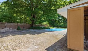 250 Whipple Ave, Burrillville, RI 02858