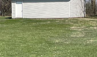 1207 S Wayne St, Angola, IN 46703