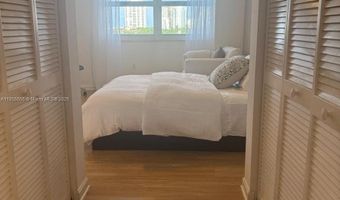 19501 W Country Club Dr 714, Aventura, FL 33180