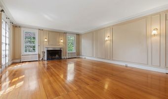 852 Hale St, Beverly, MA 01915