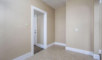 2952 Waverly St 2W, Detroit, MI 48238