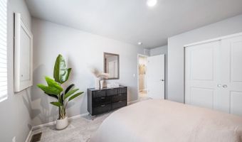 22242 E 38th Pl, Aurora, CO 80019
