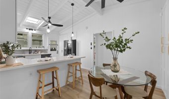 3175 Poelua Pl, Honolulu, HI 96822