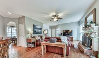 597 Lincolnwood Ln, Acworth, GA 30101