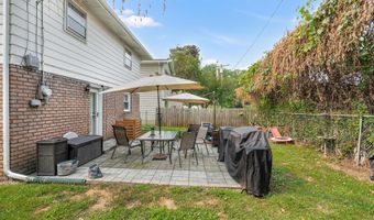 74 Kakely St, Albany, NY 12208