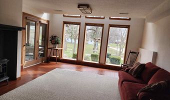 821 S Harlan, Algona, IA 50511