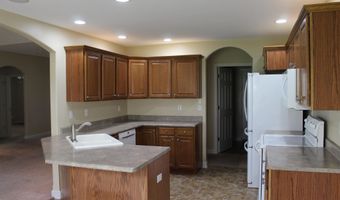 1520 Hammel Dr, Angola, IN 46703