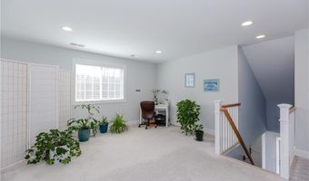 200 Wickford Ct, North Kingstown, RI 02852