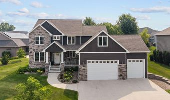 5644 N SUMMERLAND Dr, Appleton, WI 54913