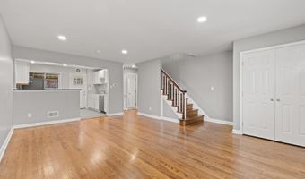 628 S PAYNE St, Alexandria, VA 22314