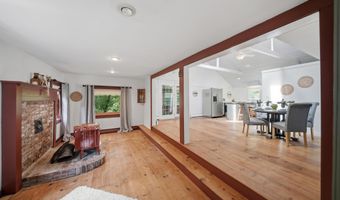 60 Old Deerfield Rd, Candia, NH 03034