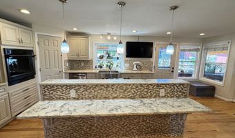 24211 S SCHUEBEL SCHOOL Rd, Beavercreek, OR 97004