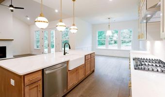 8280 Scarlett Grace Ln, Gainesville, GA 30506