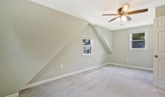 6024 RIXEY Dr, Alexandria, VA 22303
