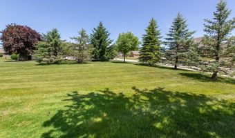 616 N Easton Dr, Angola, IN 46703
