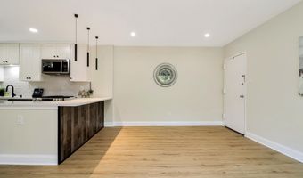 7980 AUDUBON Ave 203, Alexandria, VA 22306
