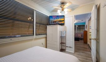 313 MAGNOLIA Ave, Anna Maria, FL 34216