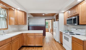 15 Huston Ave, Auburn, ME 04210