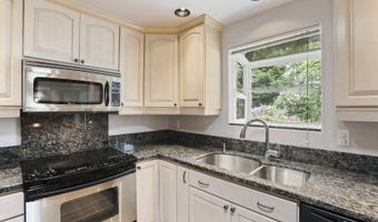 17445 S Beckman Rd, Oregon City, OR 97045