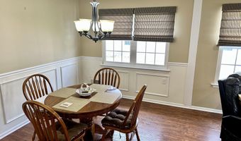 21 Dogwood Dr, Barnegat, NJ 08005