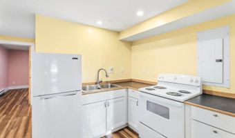 75 Marsh Rd, Belfast, ME 04915